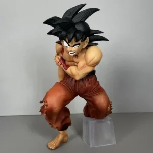 Son Goku Battle Scene Figure